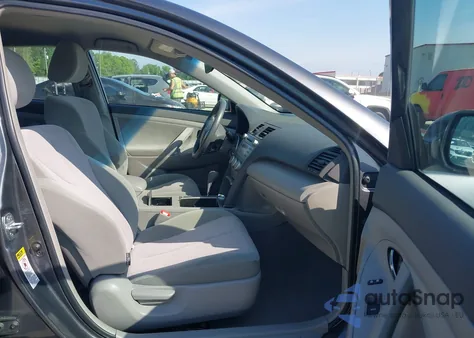 2011 Toyota Camry Le из США, поврежденный, VIN 4T1BF3EK1BU609673